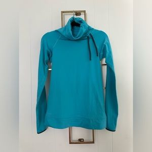 Nike pro dri-fit pullover